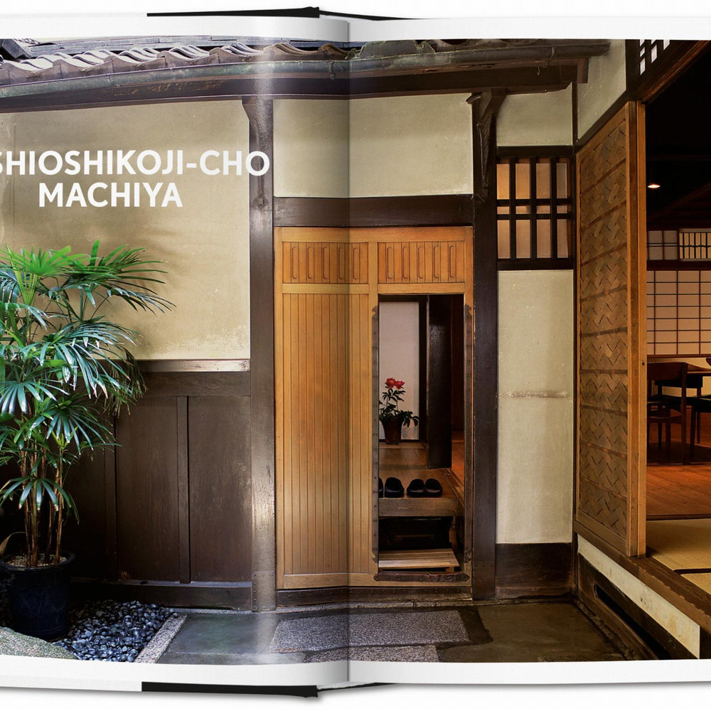 Living in Japan. 40th Ed. (German, French, English)
