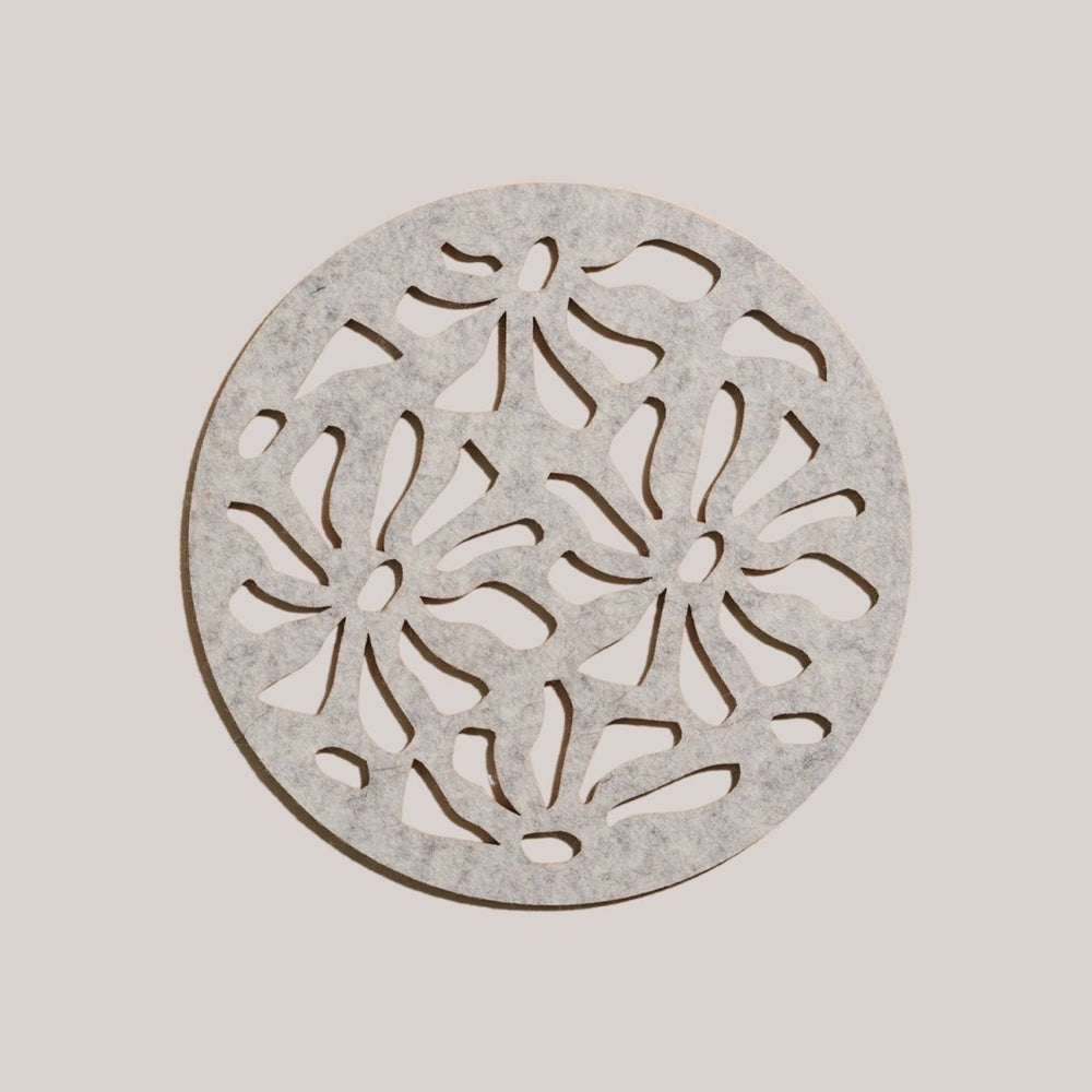ATELIER SAUCIER Doily Felt Trivet - lily & onyx