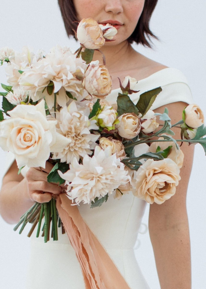 
                      
                        Afloral Dried Look Fake Roses in Beige - 21" - lily & onyx
                      
                    