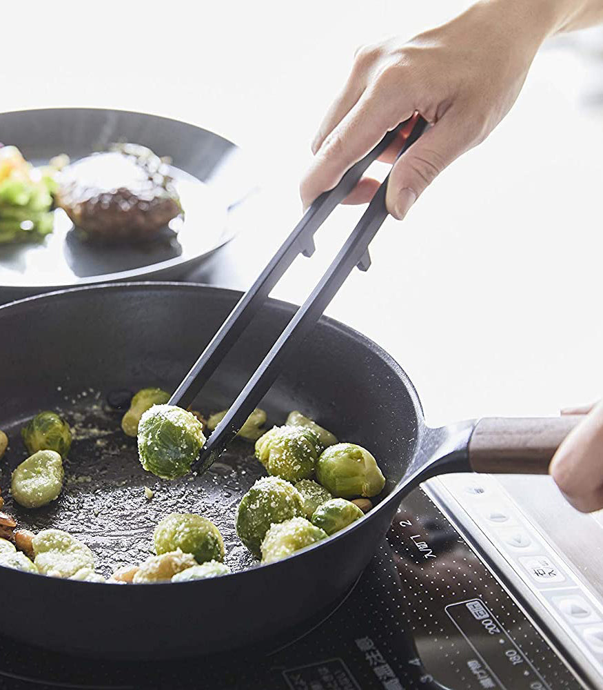 
                      
                        Floating Silicone Kitchen Utensil (4 Styles)
                      
                    
