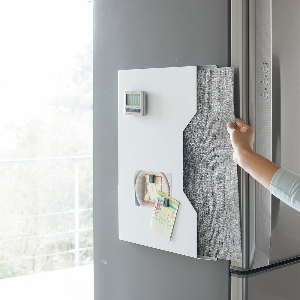 
                      
                        Magnetic Placemat Organizer
                      
                    