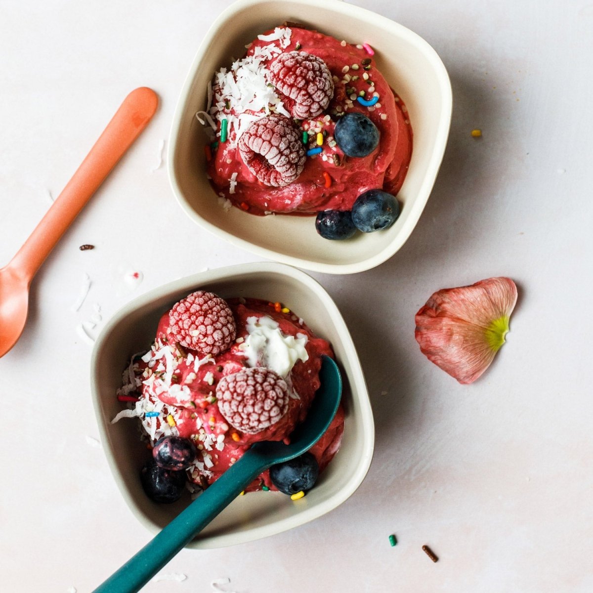 EKOBO Bamboo Small Bowl - 4 Piece Set - Off White