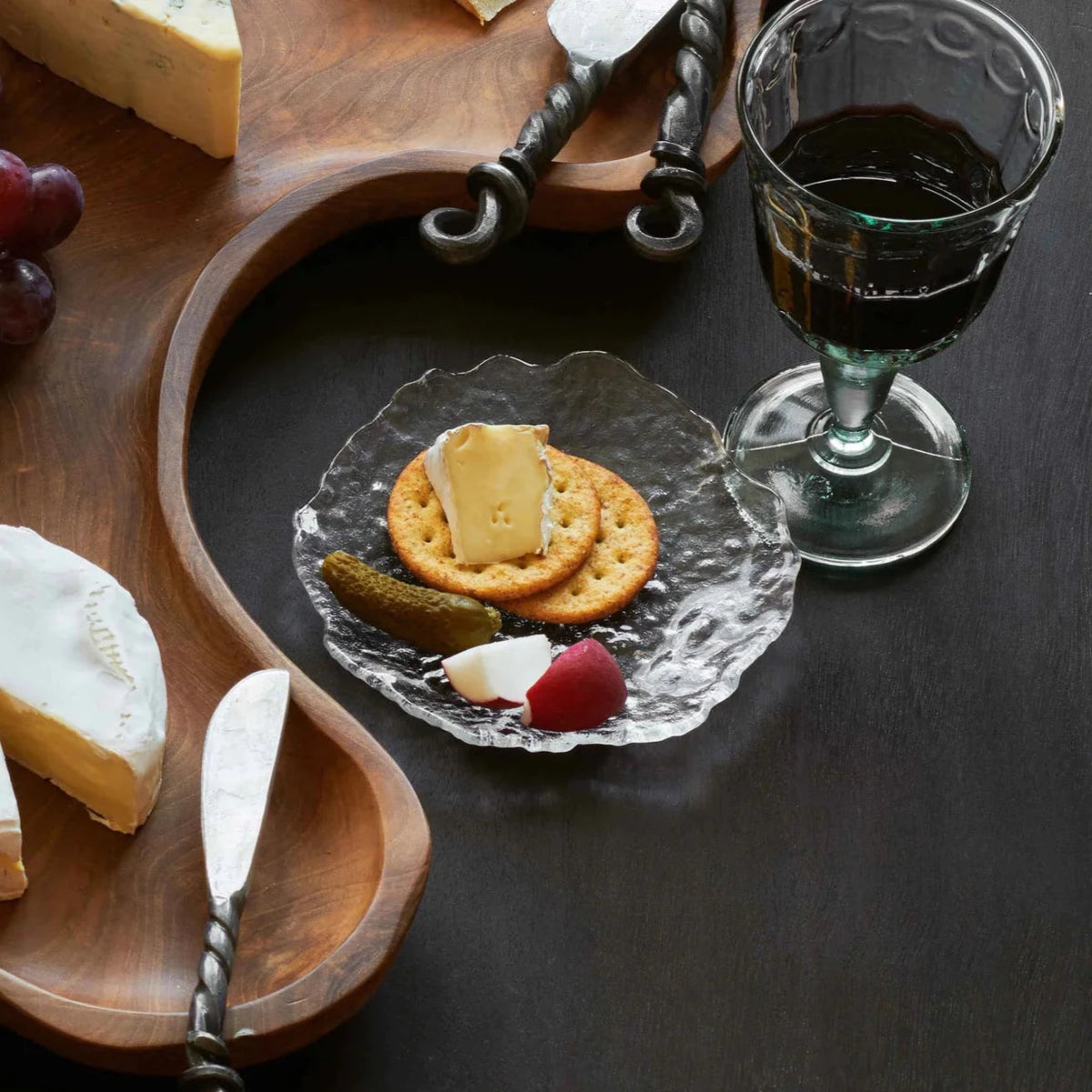 texxture Emilia™ Glass Appetizer Plate - lily & onyx