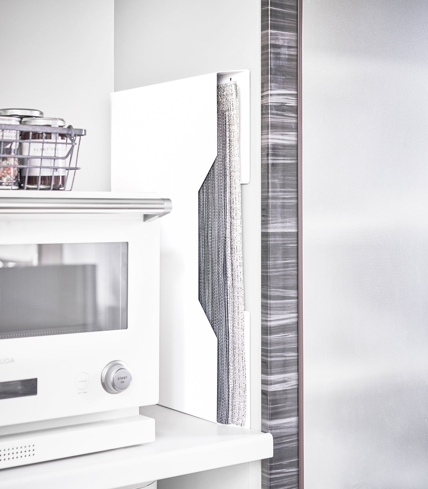Magnetic Placemat Organizer