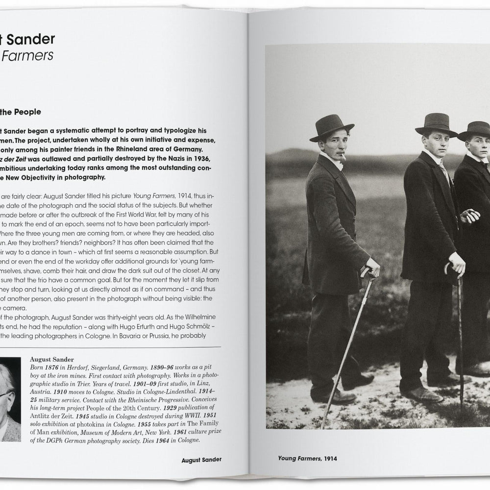 Photo Icons. 50 Landmark Photographs and Their Stories (English)