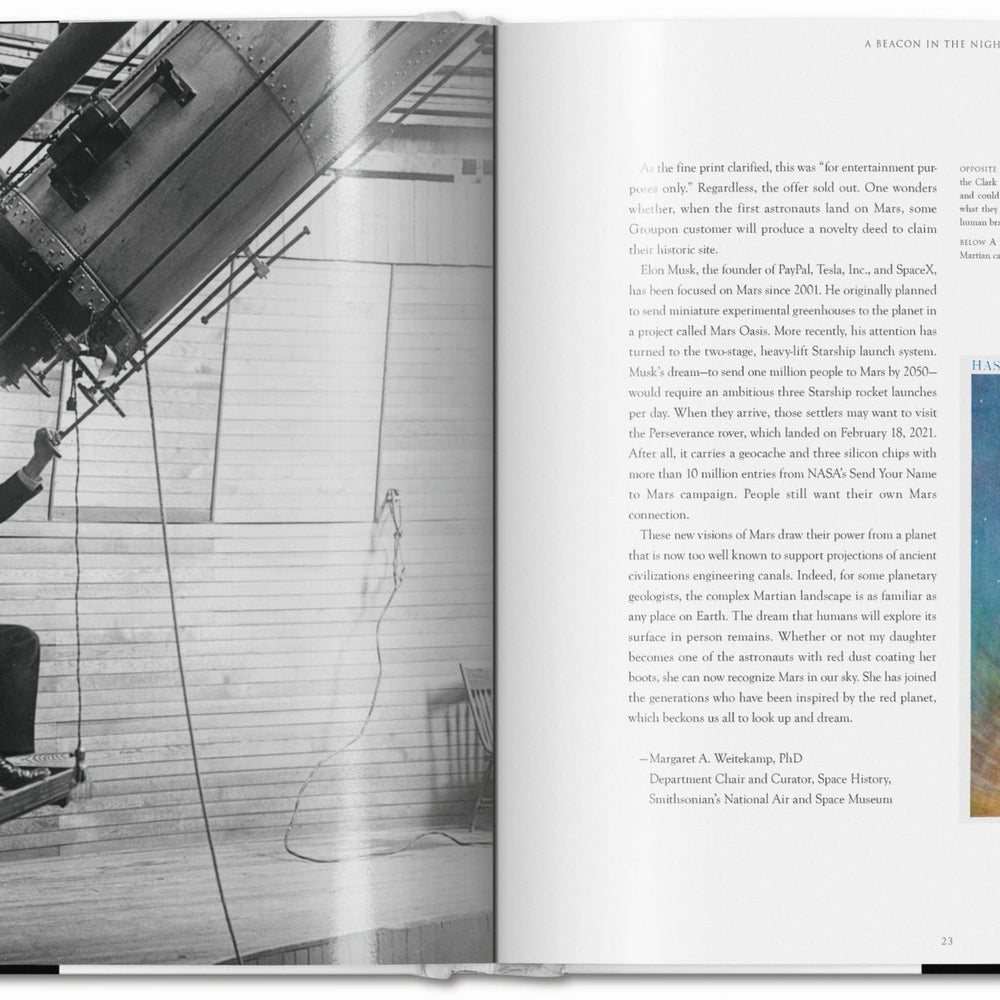 
                      
                        Mars. Photographs from the NASA Archives (German, French, English)
                      
                    