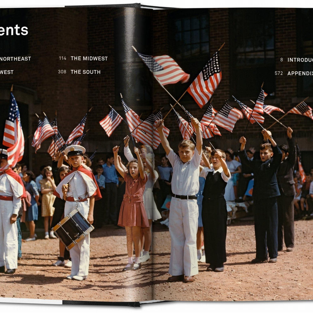 
                      
                        New Deal Photography. USA 1935–1943 (Spanish, Italian, Portuguese)
                      
                    
