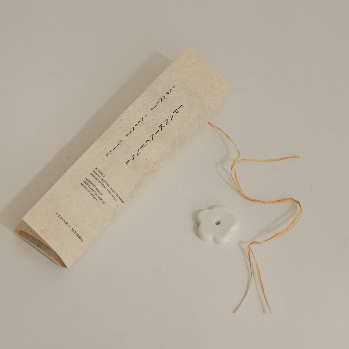 CEDAR AND MYRRH Frankincense Japanese Incense Stick Set with Ceramic Flower Holder - 30 Sticks - lily & onyx
