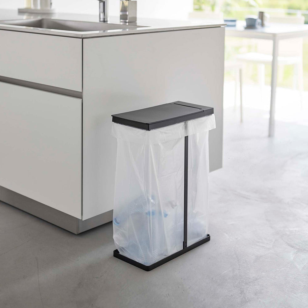 
                      
                        Lidded Steel Garbage Bag Holder
                      
                    