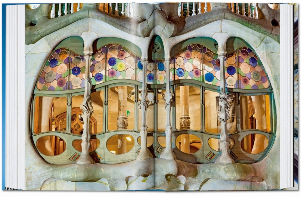 
                      
                        TASCHEN Gaudí. The Complete Works. 40th Ed. (English)
                      
                    