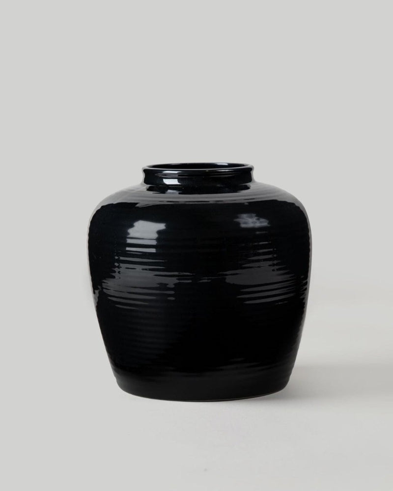 
                      
                        Afloral Glazed Afloral Ribbed Stoneware Table Vase in Noir - 8" - lily & onyx
                      
                    