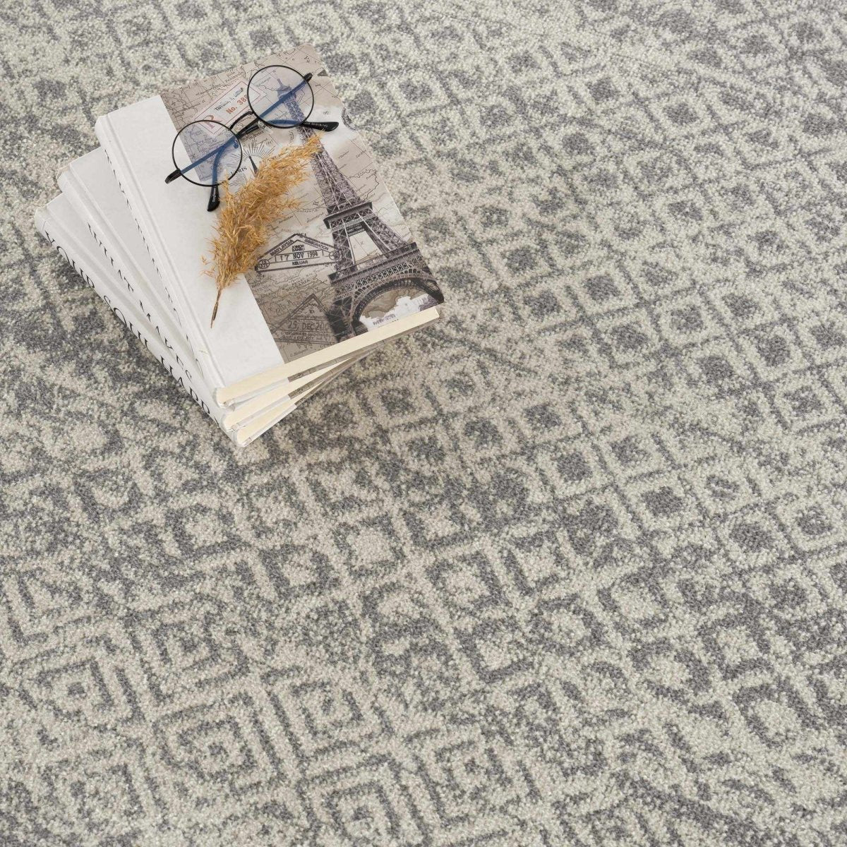 Hauteloom Gravelbourg Washable Area Rug - lily & onyx