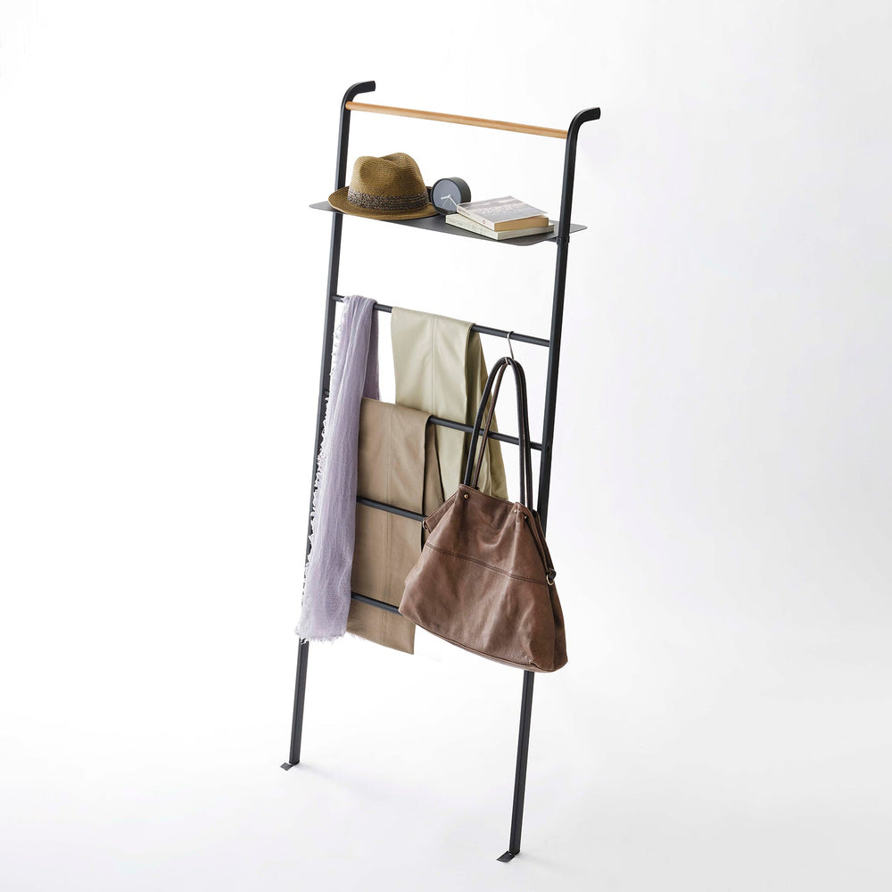 
                      
                        Leaning Steel Storage Ladder
                      
                    
