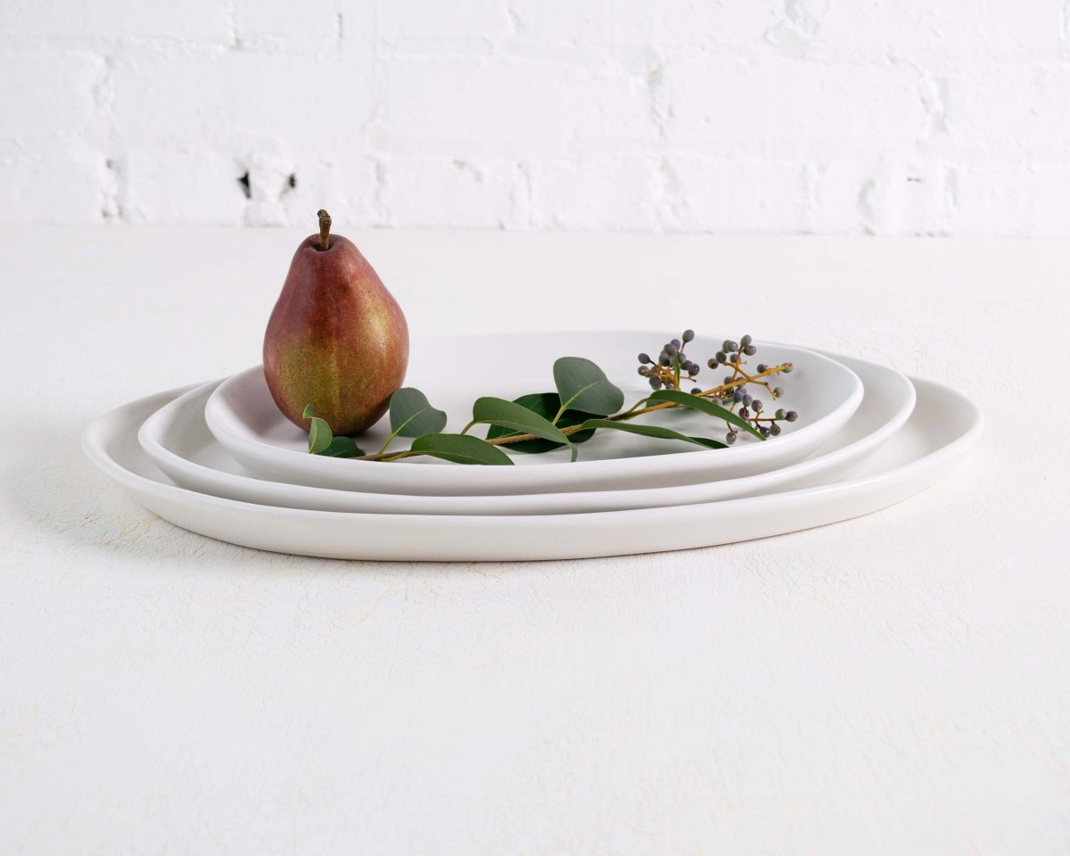 Haand Handmade White Porcelain Oval Platter Set - 3 Piece (13" - 18")
