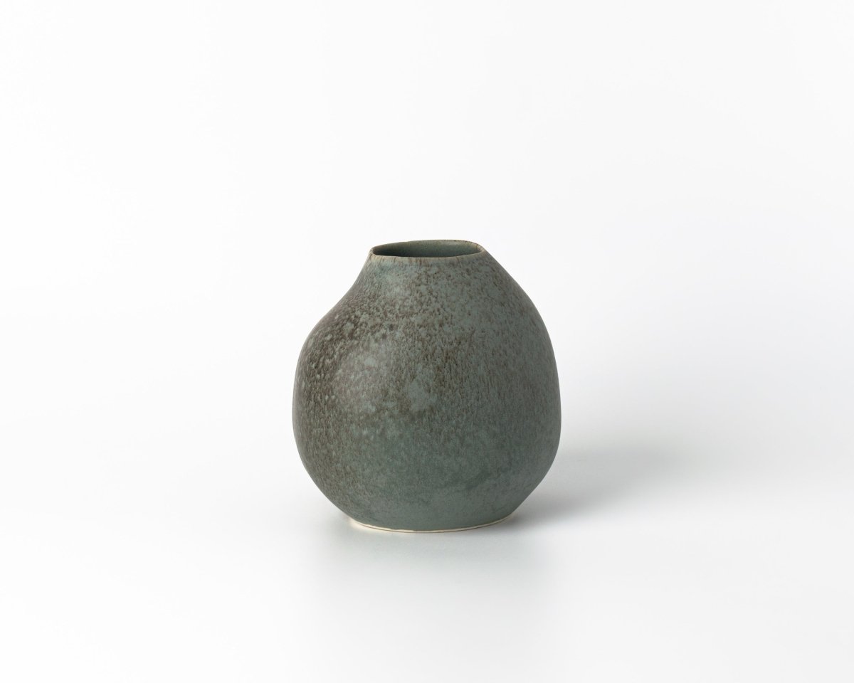 Haand Small Pebble Vase - Handmade Porcelain Bud Vase