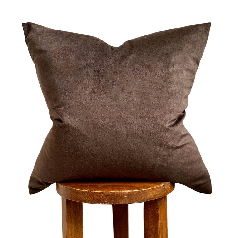 Busa Designs Hardin Velvet Pillow Cover - lily & onyx