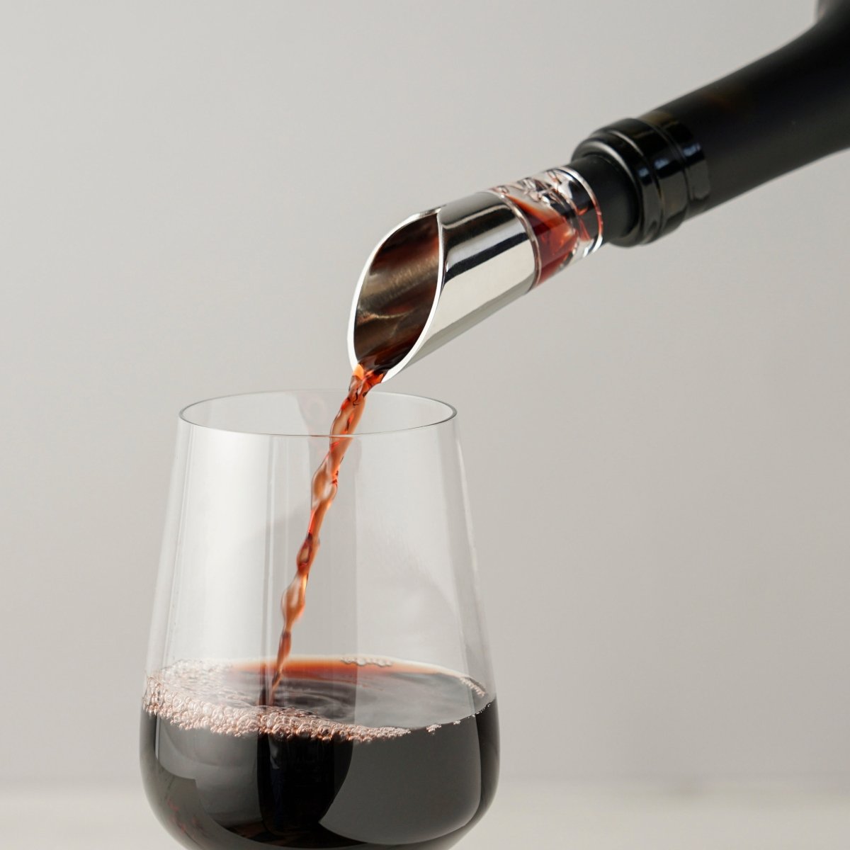 Viski Harrison Aerating Pour Spout - lily & onyx