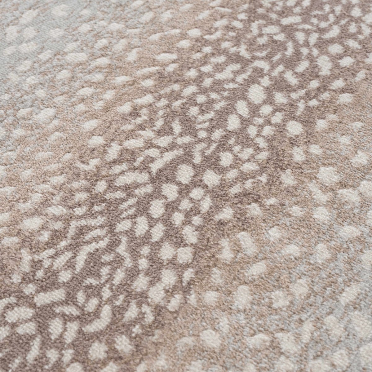 Hauteloom Hauteloom Pointblank Tan Leopard Print Rug - Machine Woven Medium Pile