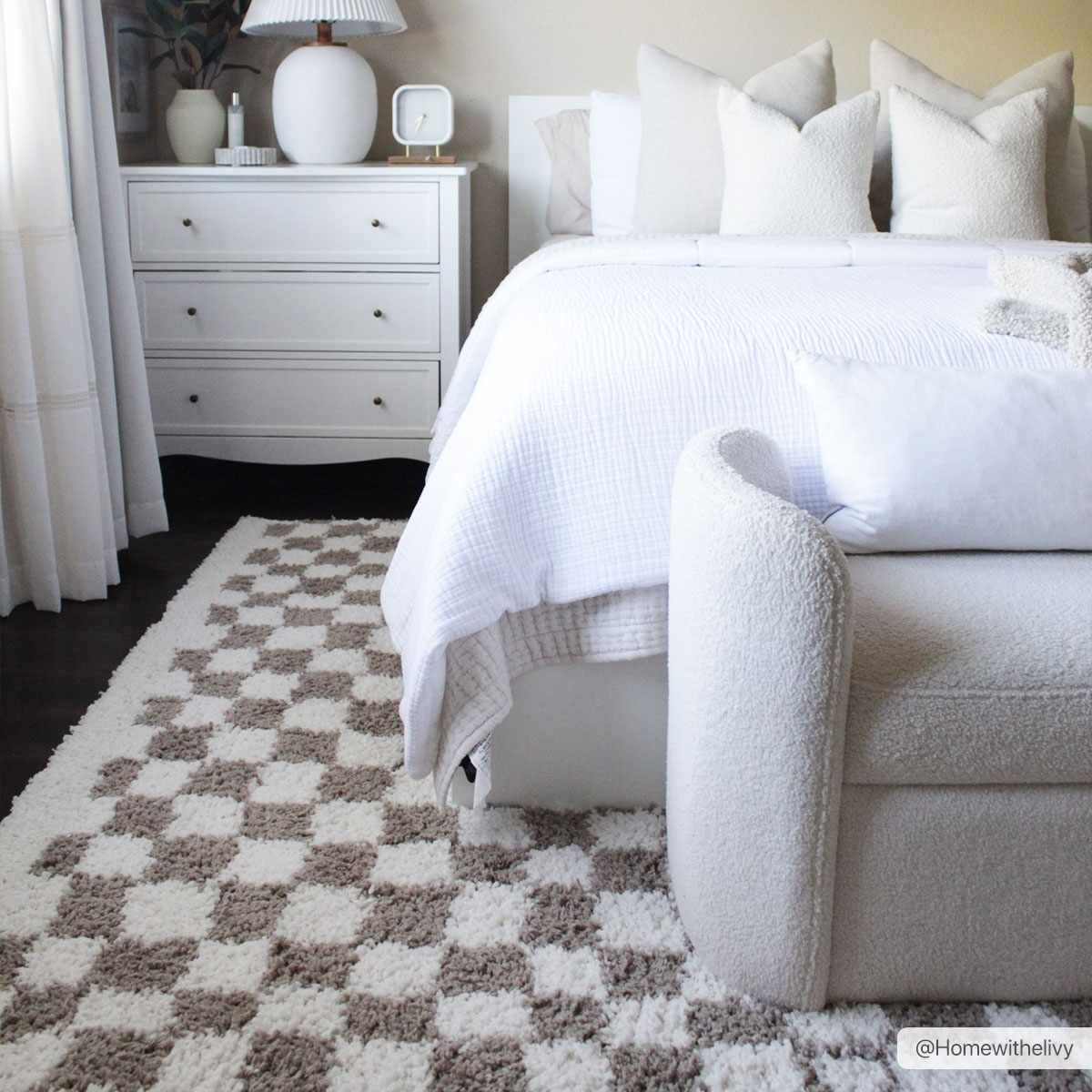 Hauteloom Kieu Gray Taupe Checkered Area Rug - Plush Polyester 1.77" Pile