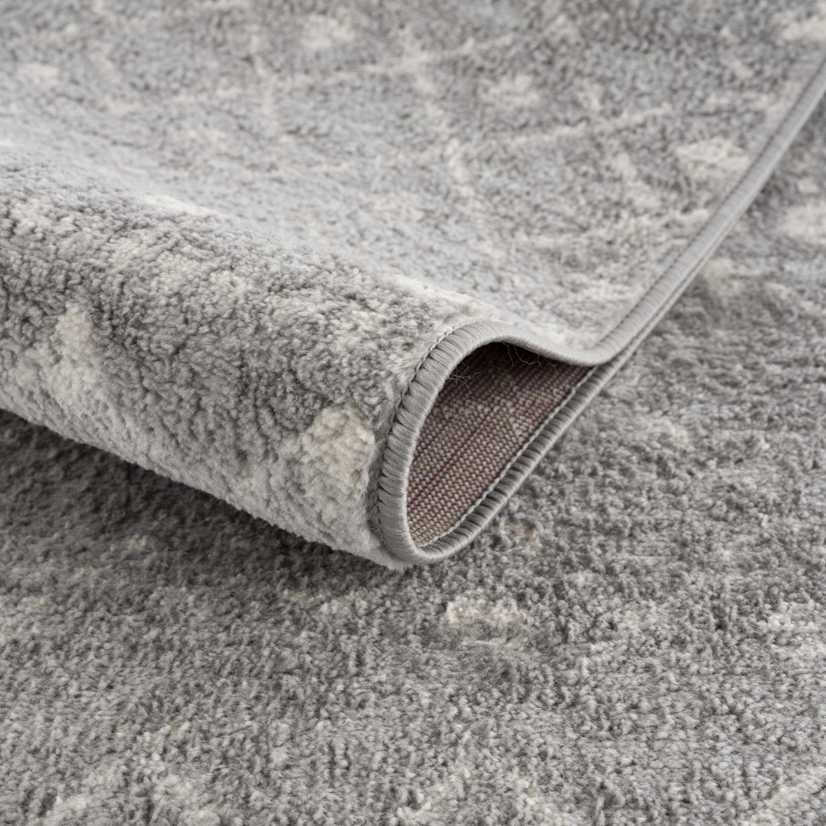 Hauteloom Tigrican Light Gray Area Rug - Machine Woven Polypropylene Low Pile