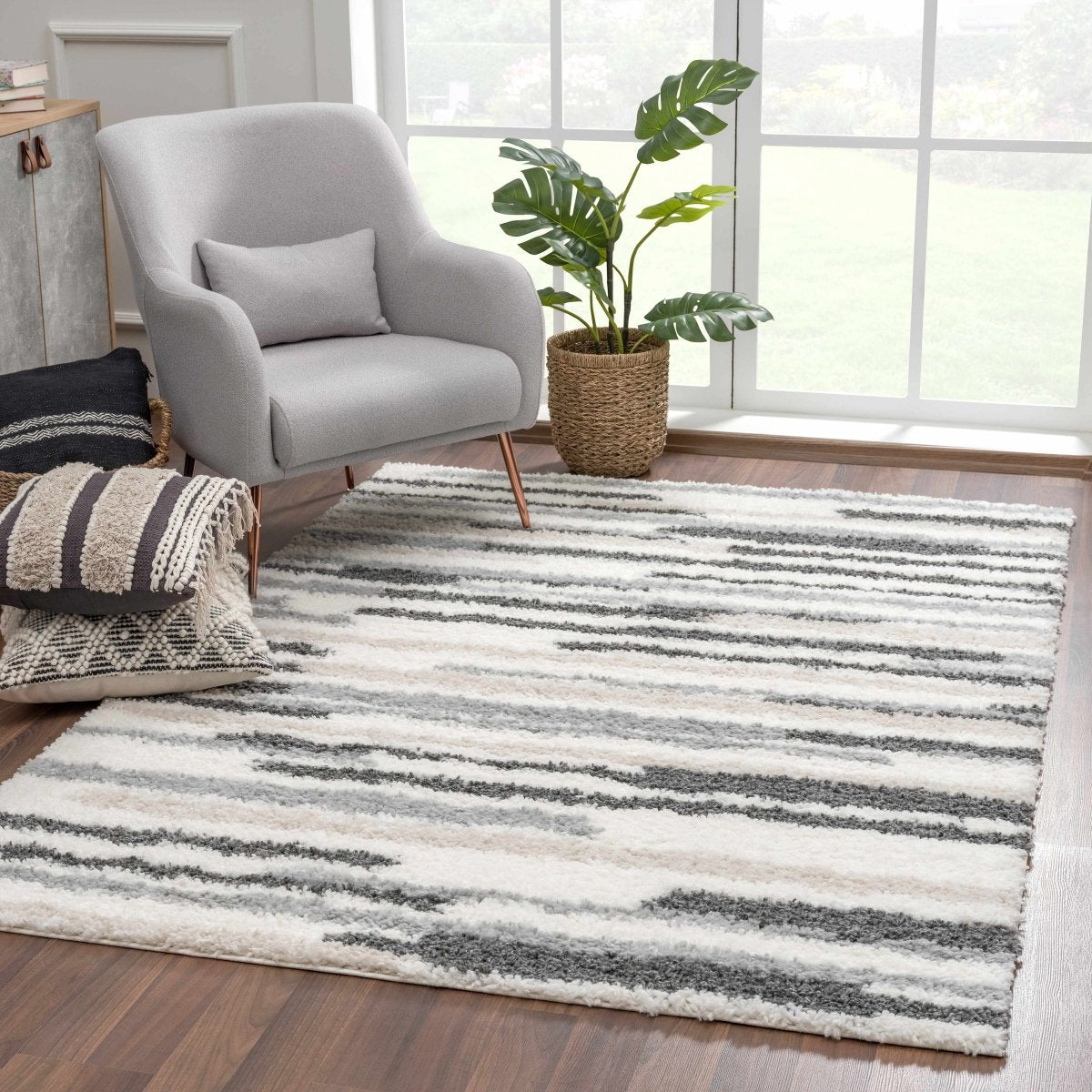 Hauteloom Zoya Plush Area Rug - Cream Beige Gray Machine Woven Polypropylene