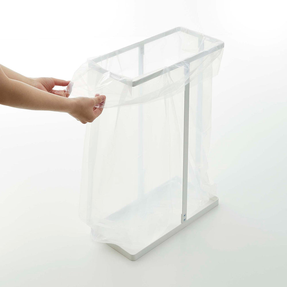 
                      
                        Lidded Steel Garbage Bag Holder
                      
                    