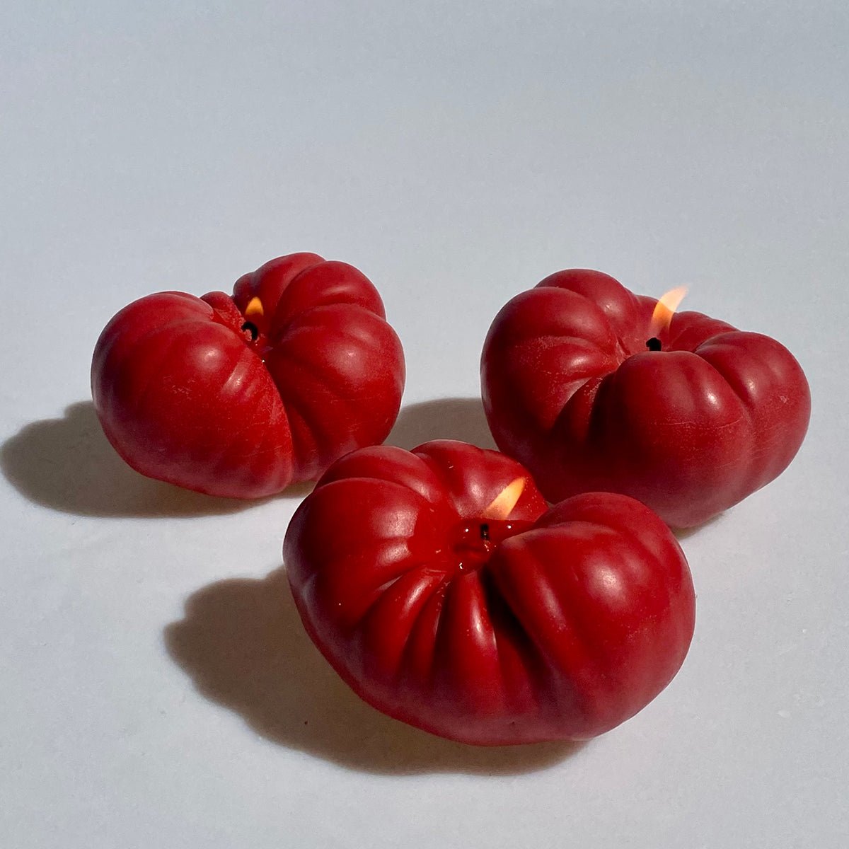 Scandles Heirloom Tomato Candle - Red - lily & onyx
