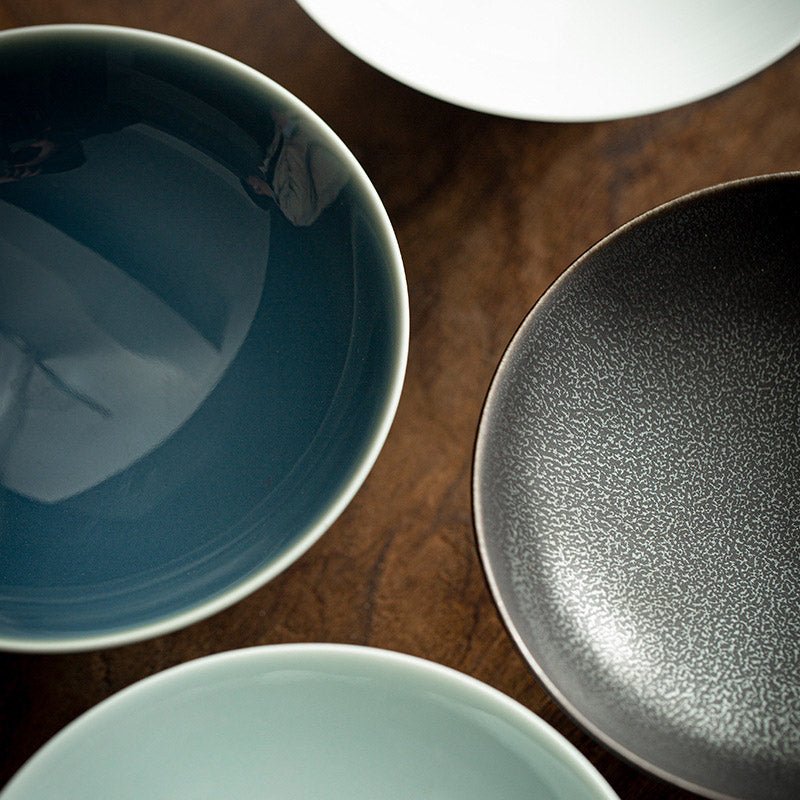 
                      
                        CHOP SUEY CLUB High Foot Snack Plate Haze Blue - lily & onyx
                      
                    
