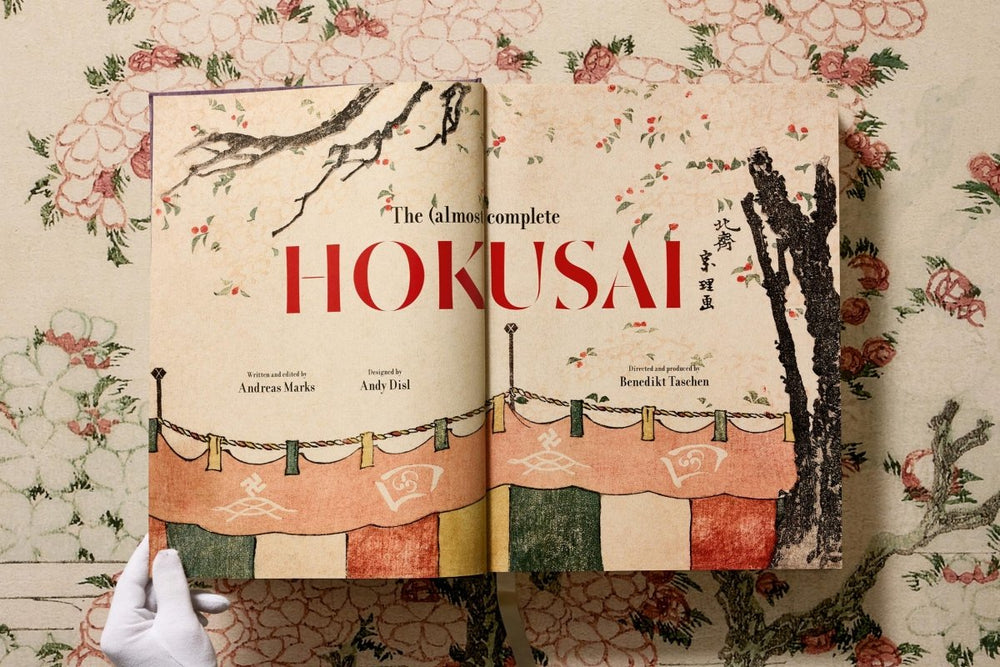 
                      
                        TASCHEN Hokusai (German, French, English)
                      
                    