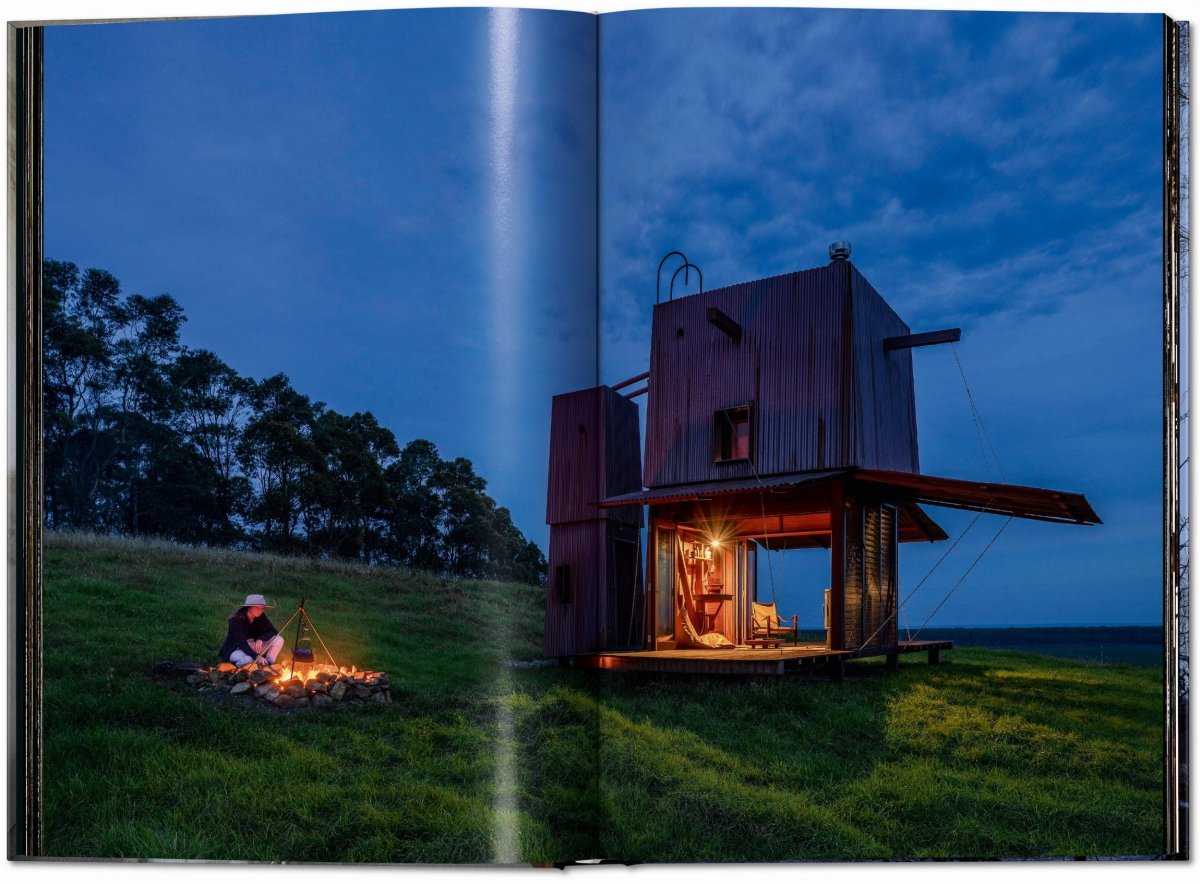 TASCHEN Homes for Our Time. Small Houses (German, French, English) - lily & onyx