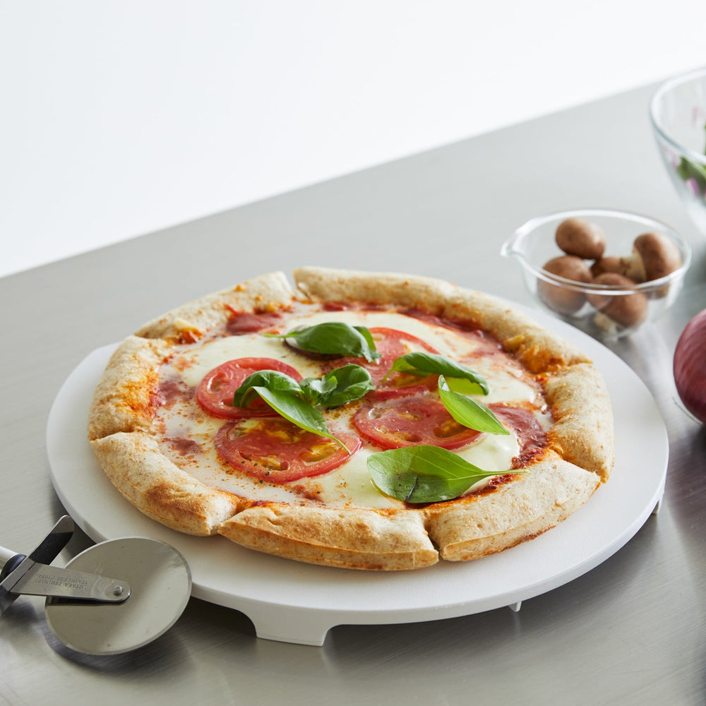 
                      
                        Round Magnetic Cutting Board
                      
                    