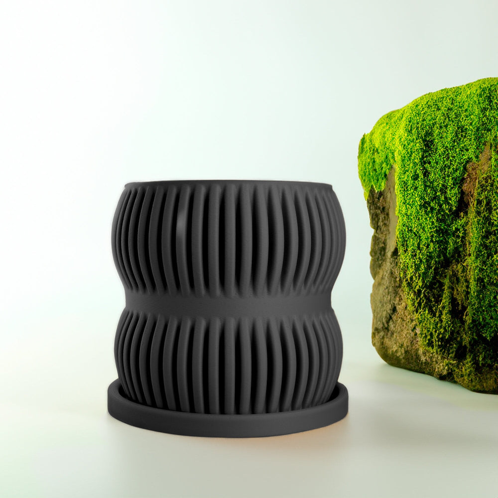 Aureus Ribbed Plant Pot