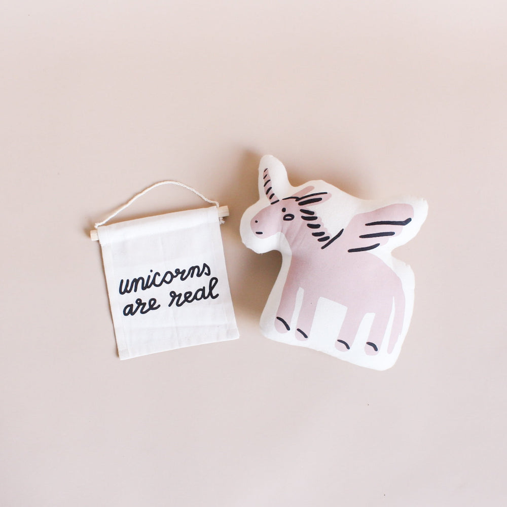 
                      
                        Unicorns Are Real Hang Sign
                      
                    