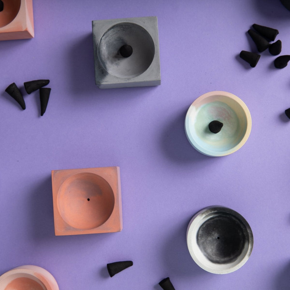 
                      
                        Pretti.Cool Incense Cones - In Your Dreams - lily & onyx
                      
                    