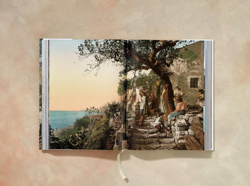 
                      
                        TASCHEN Italy around 1900 (Spanish, English, Italian)
                      
                    
