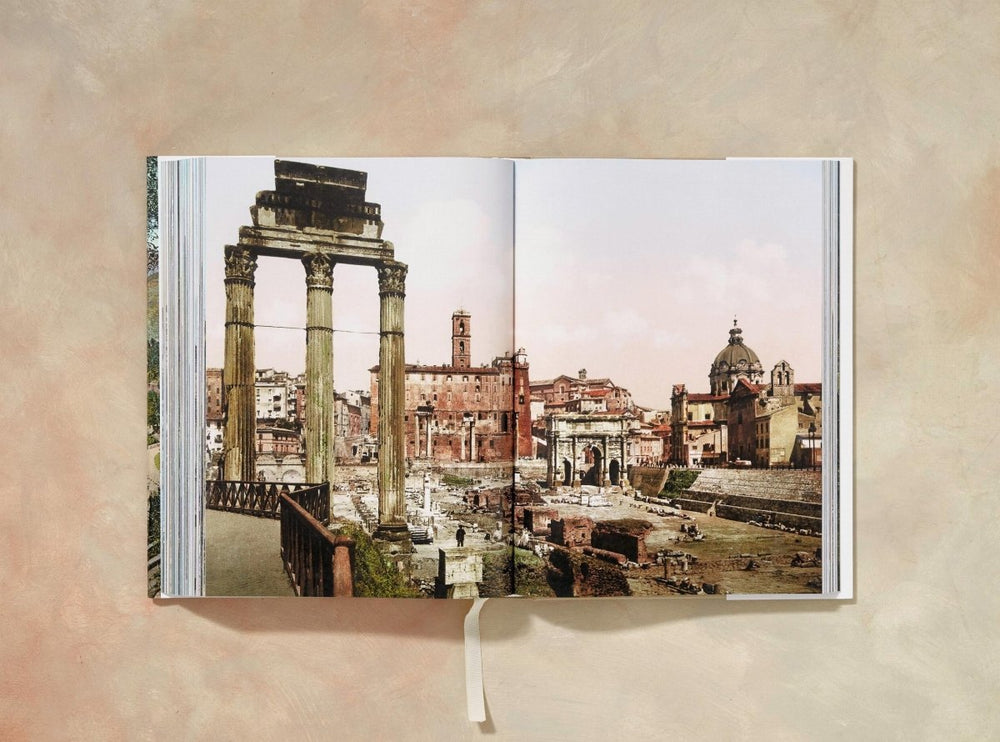 
                      
                        TASCHEN Italy around 1900 (Spanish, English, Italian)
                      
                    