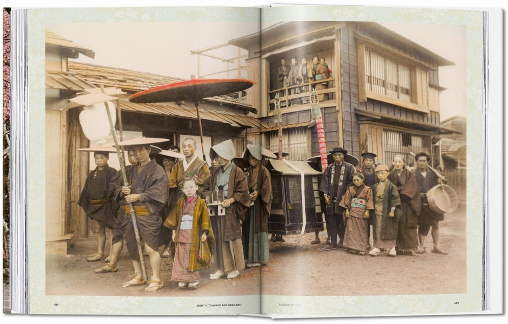 
                      
                        TASCHEN Japan 1900. A Portrait in Color (German, French, English)
                      
                    