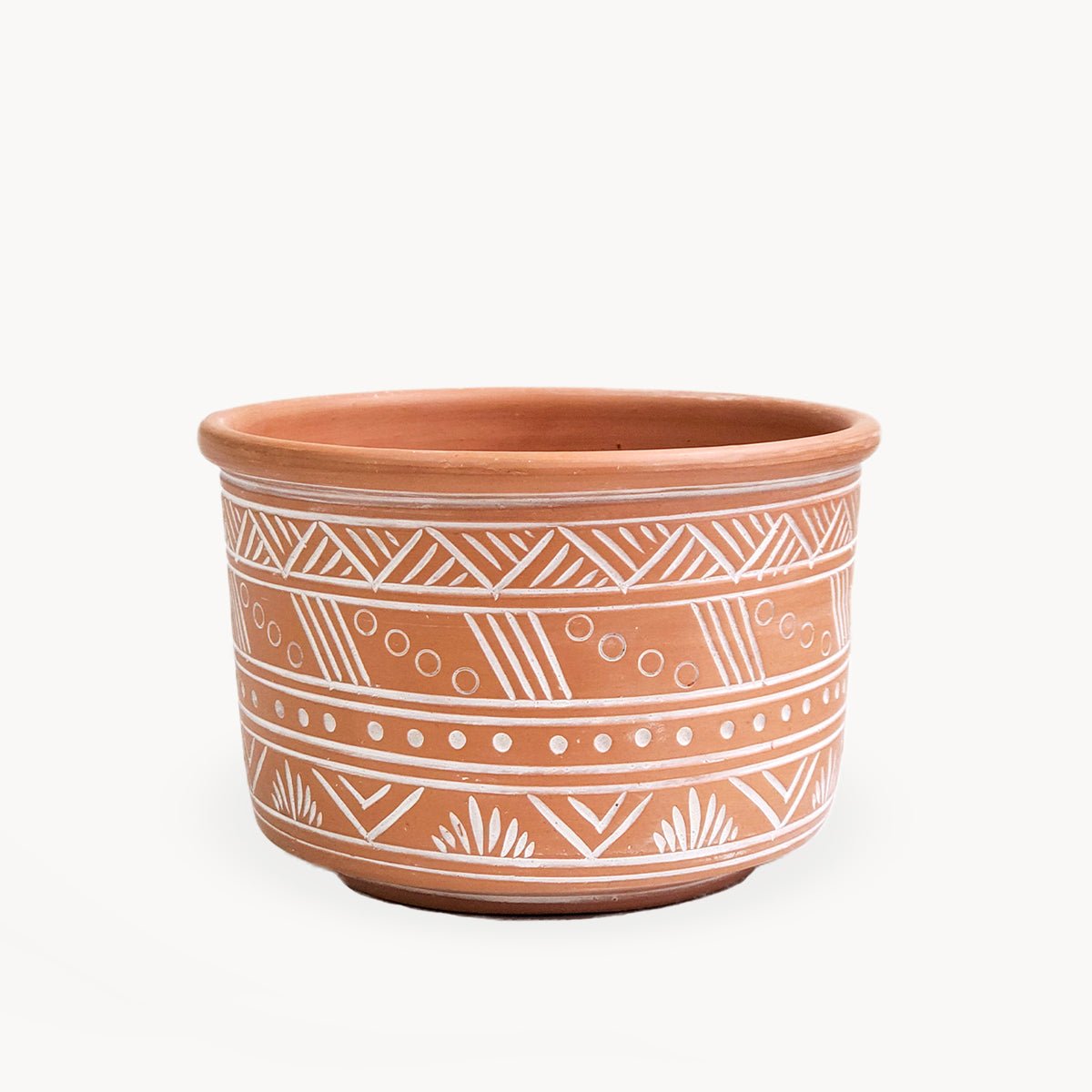 KORISSA Hand Etched Terracotta Plant Pot - Large 8.5" Clay Planter