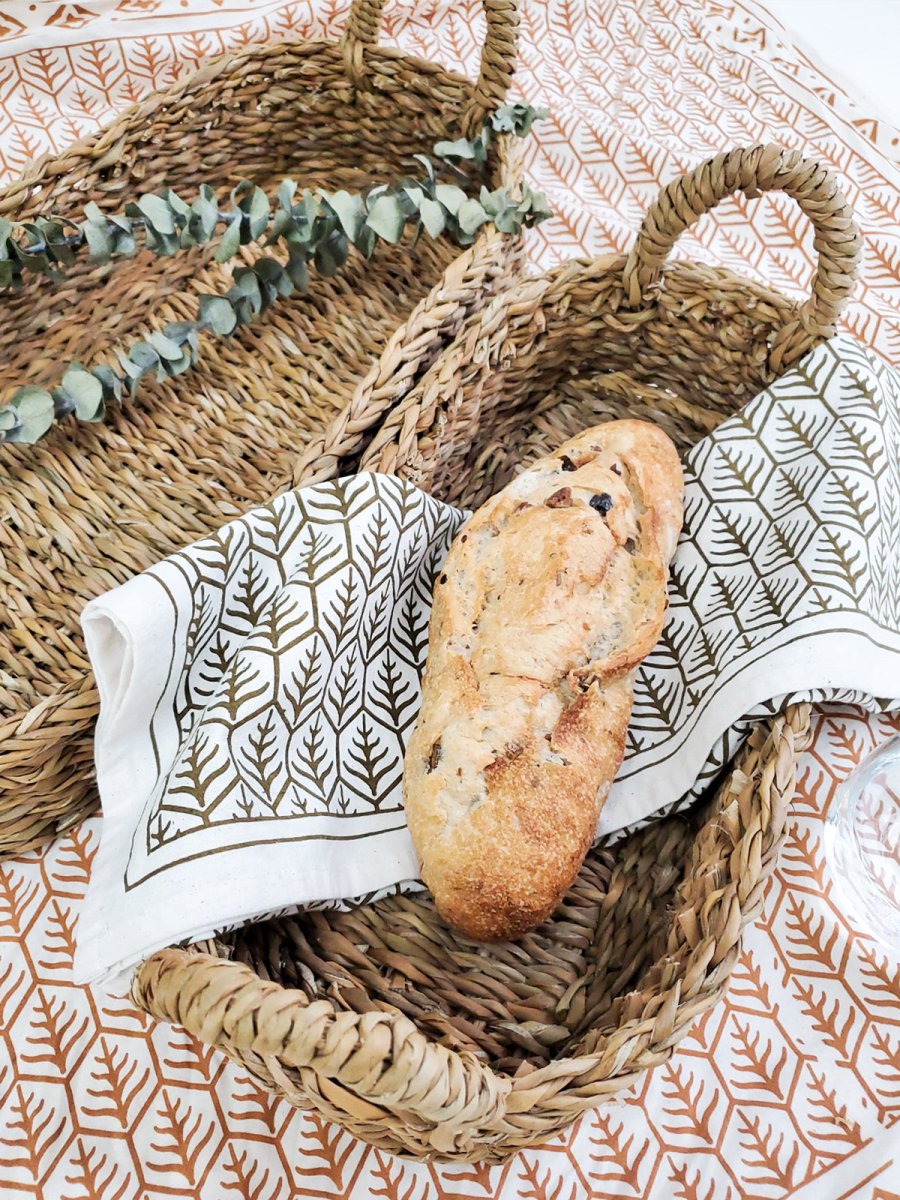 KORISSA Handwoven Seagrass Bread Basket - Natural with Handle