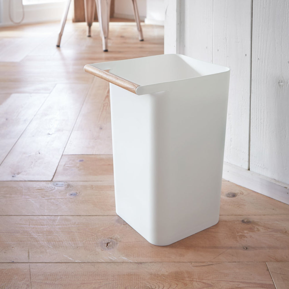 
                      
                        Trash Can With Wood Handle
                      
                    