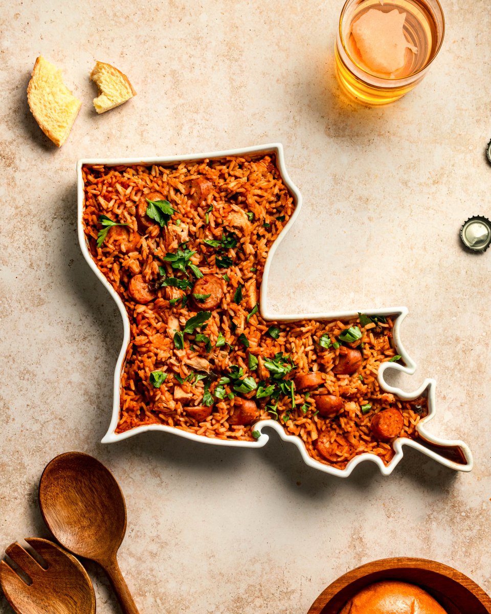 Lark at Home Louisiana State Porcelain Serving Dish - White Glazed 10.5" Bakeware