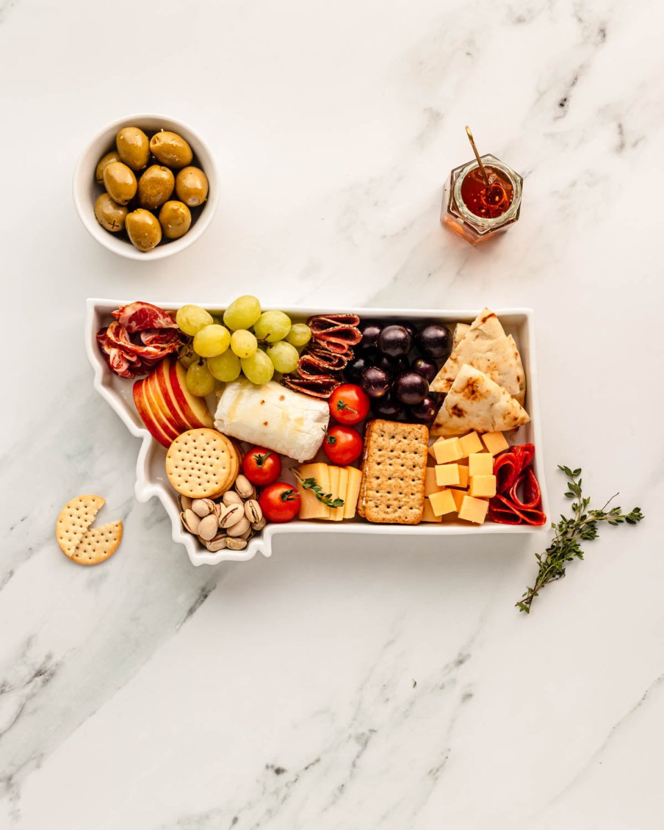 Lark at Home Montana State Porcelain Serving Dish - 12.5" White Glazed Bakeware