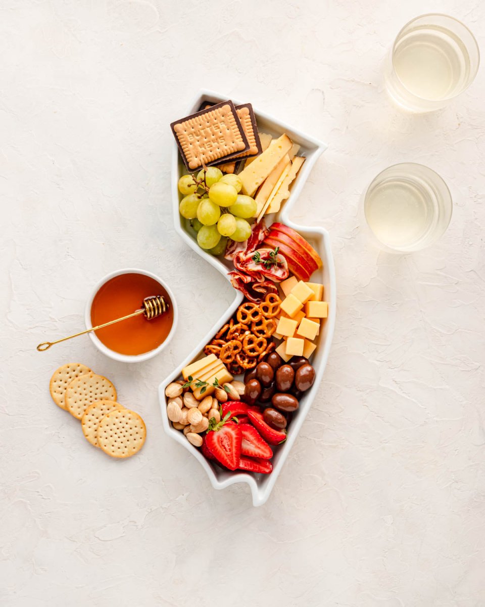 Lark at Home New Jersey Porcelain Serving Dish - White Glazed 14.5" State - Shaped