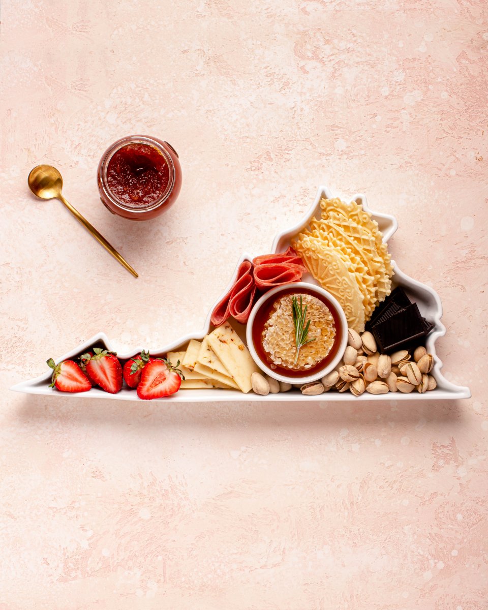 Lark at Home Virginia State Porcelain Serving Dish - White Glazed Bakeware 15.875"