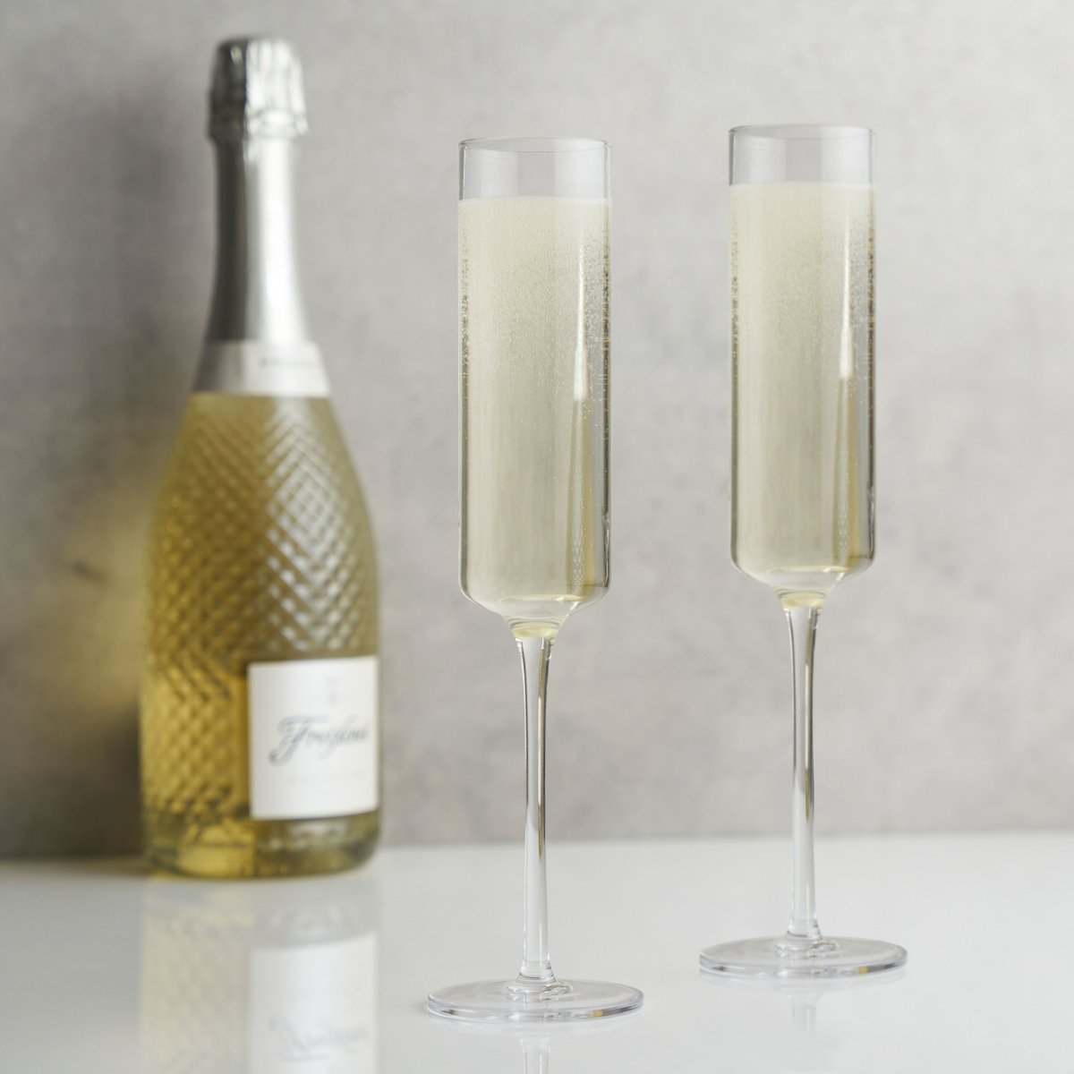 Viski Laurel Crystal Champagne Flutes, Set of 2 - lily & onyx