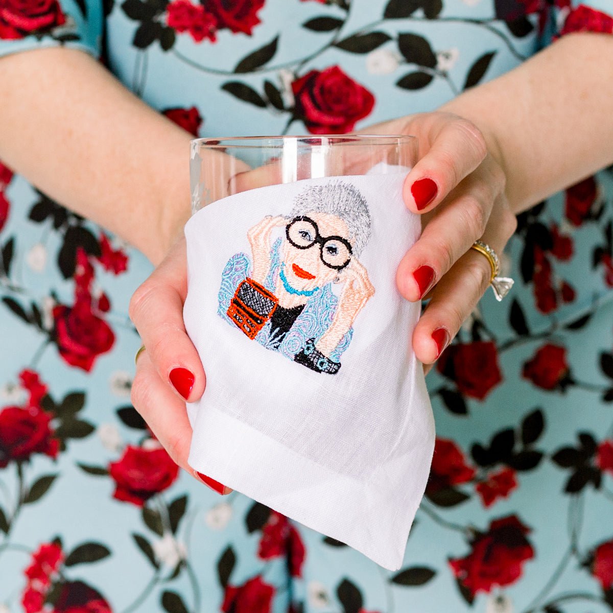 Lettermade Iris Apfel Fashion Icon Embroidered Linen Cocktail Napkins – Set of 4