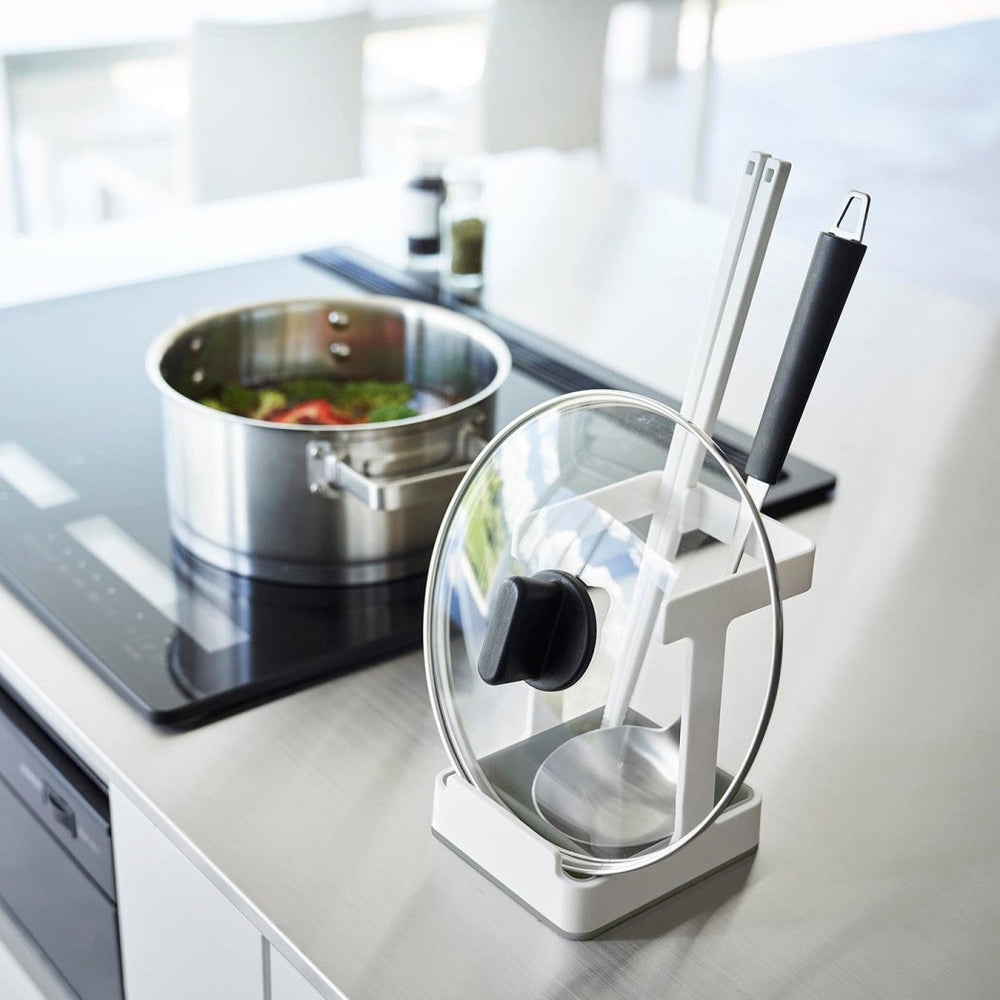 
                      
                        Yamazaki Home Lid & Ladle Stand, Large - lily & onyx
                      
                    