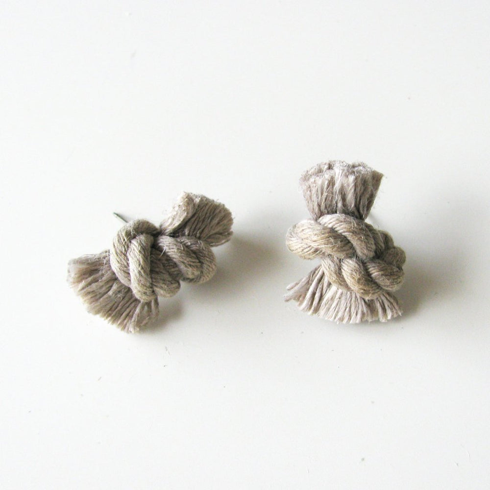 Pretti.Cool Linen Knot Earrings - lily & onyx