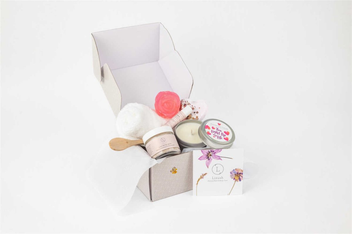 Lizush LOVE Natural Skincare Gift Box - Mother's Day & Valentine's Gift Set