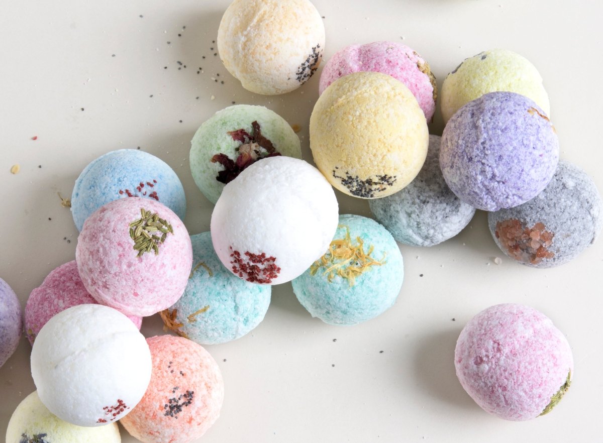 Lizush Luxury Bath Bombs Gift Set - 12 Fizzy Spa Bombs for Relaxation & Self - Care